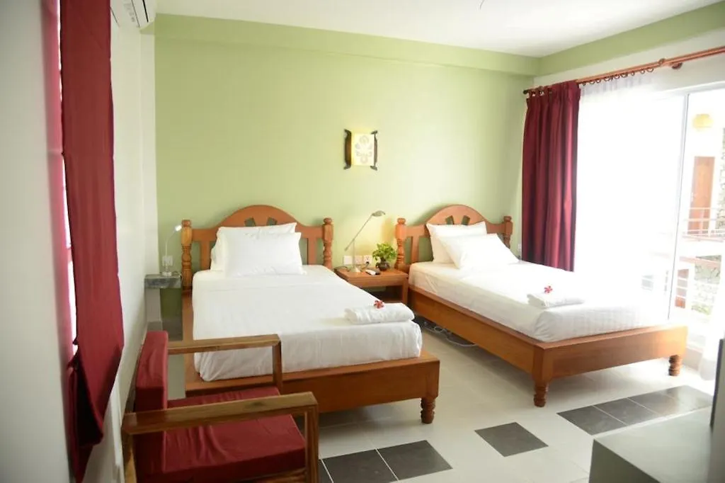Ropanha Boutique Hotel Sihanoukville 3*,