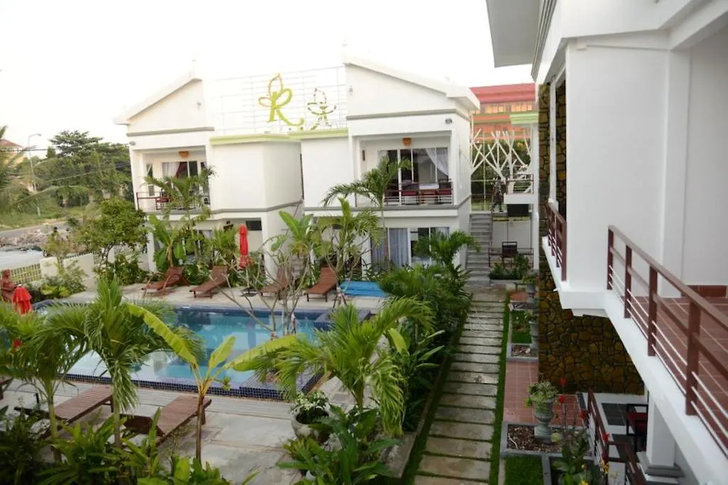 סיהאנוקוויל Ropanha Boutique Hotel