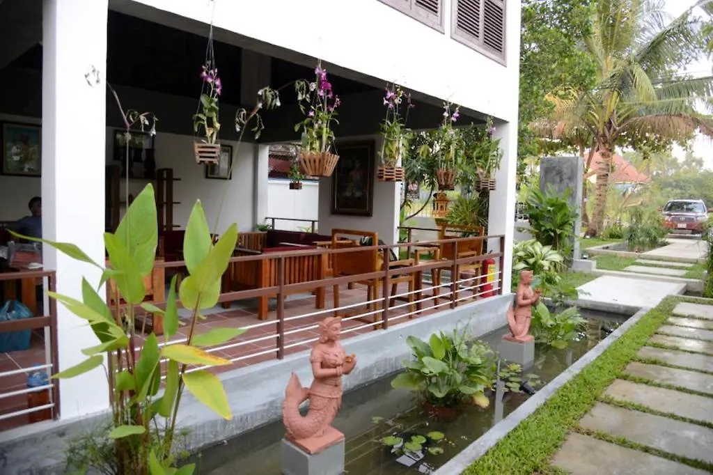 סיהאנוקוויל Ropanha Boutique Hotel
