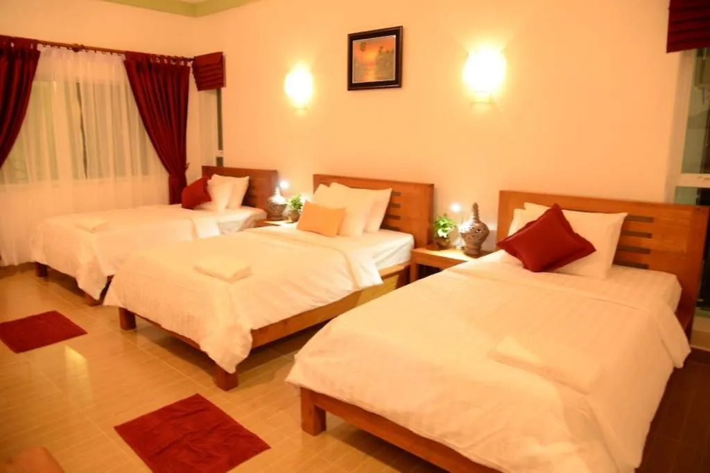 סיהאנוקוויל Ropanha Boutique Hotel