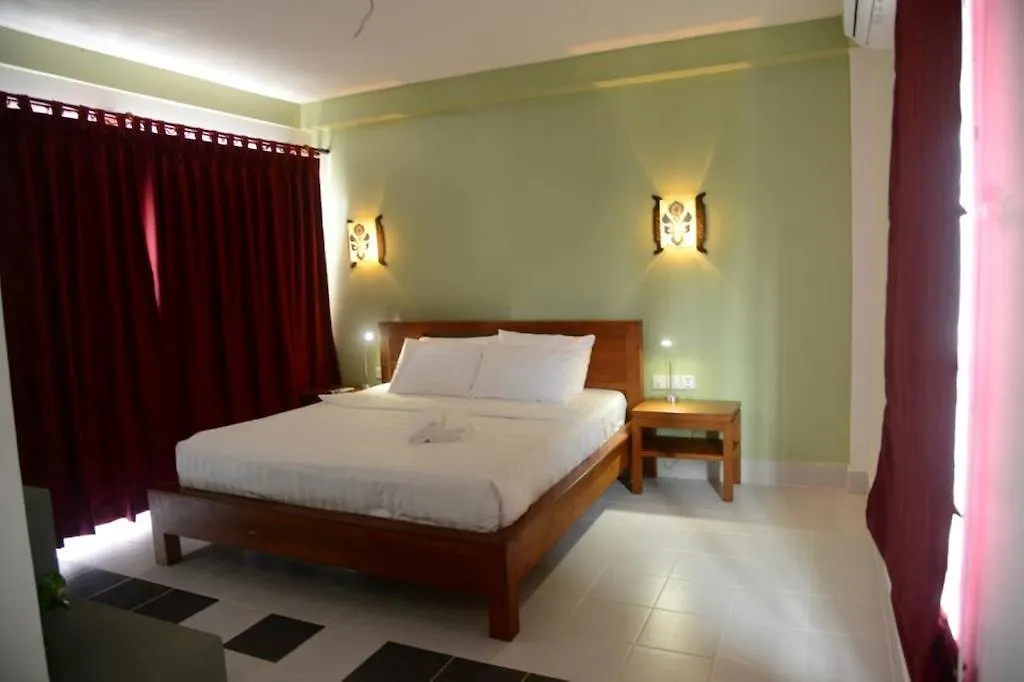 Ropanha Boutique Hotel Sihanoukville 3*,